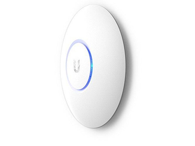 Ubiquiti Networks Unifi 802.11ac Dual-Radio PRO Access Point (UAP-AC-PRO-US), Single,White