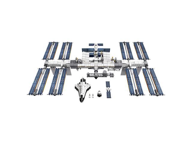 LEGO Ideas International Space Station 21321 Building Kit, Adult Set for Display, Makes a Great Birthday Present, New 2020 (864 Pieces)