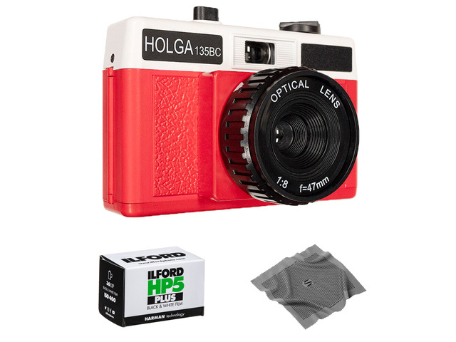 Holga 135BC 35mm Bent Corners Film Camera Bundle with Ilford HP5 Plus 35mm Roll
