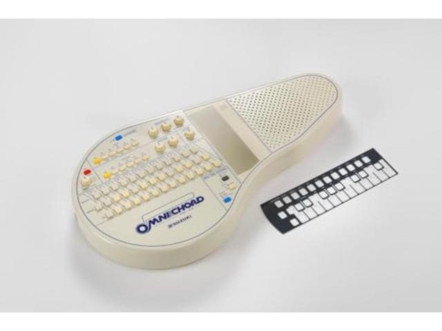 Suzuki OM-108 Omnichord Bundle with Suzuki Omnichord A/C Adapter