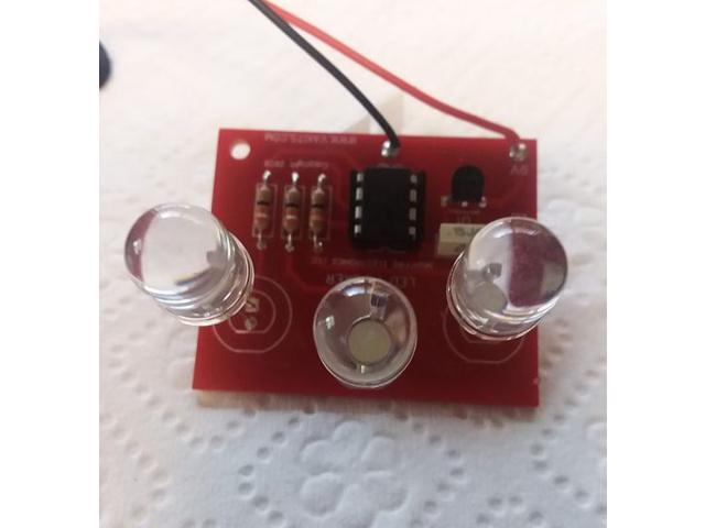 LED Triple Lightning Effect Kit, LED landing, Electronic Fun Kit. 10 mm LED display.
