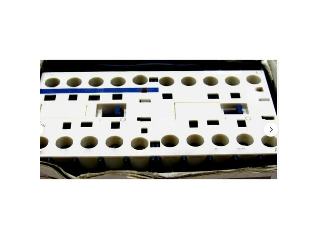 FOR 1PCS LC2K0601F7 three pole reversible contactor 6A110V