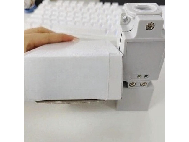 FOR 1PCS XS8C4A1PCG13 Inductive proximity XS inductive XS8 40x40x117 PBT Sn20 mm