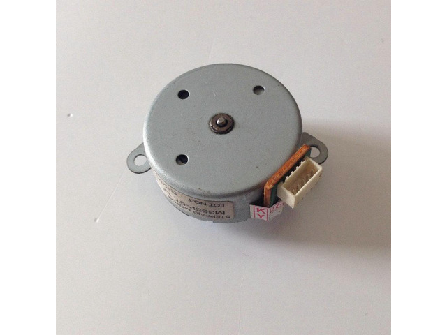 5PCX Q3948-60186 Q3066-60222 C6747-60005 Scanner Stepping Motor for HP CLJ2820 2830 2840 3390 3392 M2727 M1522 CM2320 3030 3050