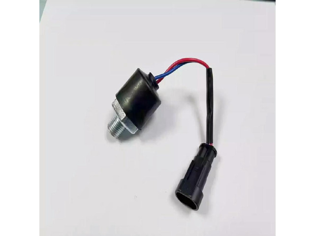 FOR Brake Light Switch JK611Q 1/4 for Buses, Coaches, and Minibuses 3712-00098 Aftermarket Part