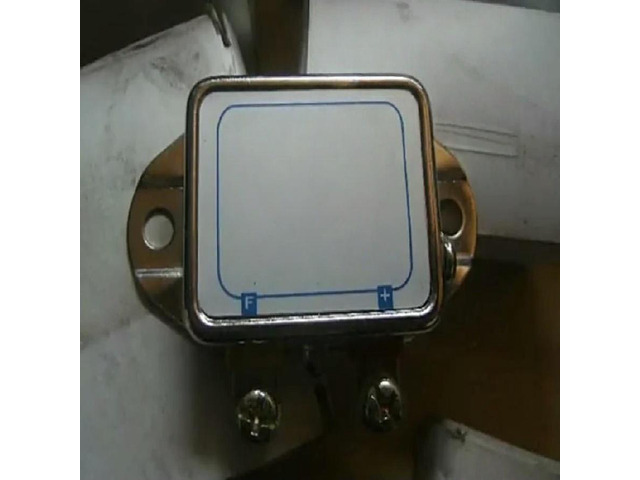 FOR 4pcs EQ140 Electronic Regulator 12V/24V 1500W Built-in Ground Car Alternator Regulator FTD142cf