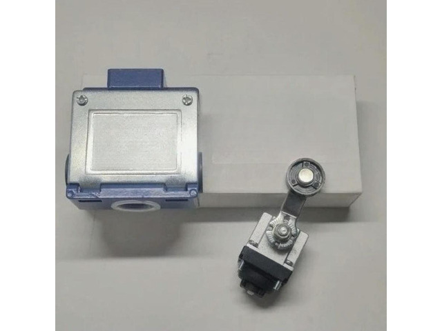 FOR 1PCS XCK-M115 Roller Lever Arm Momentary Limit Switch 1NC+1NO