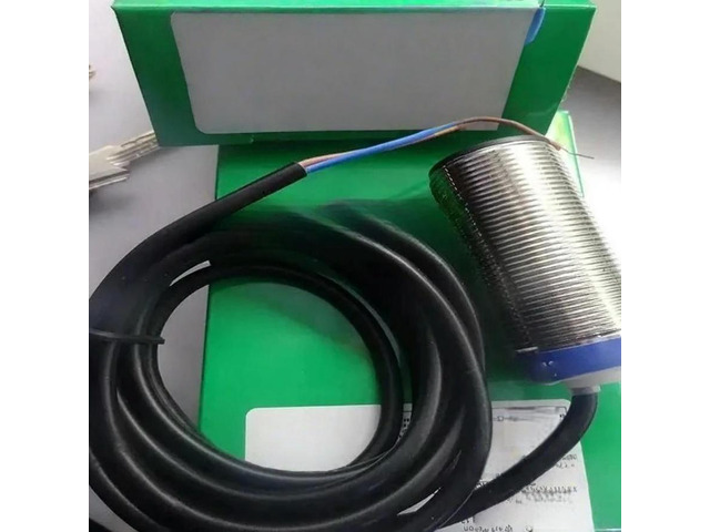 FOR 1PCS XS1M30MA230 XS1M30MB230 XS1M30MB230L2 XS1M30MA230L2