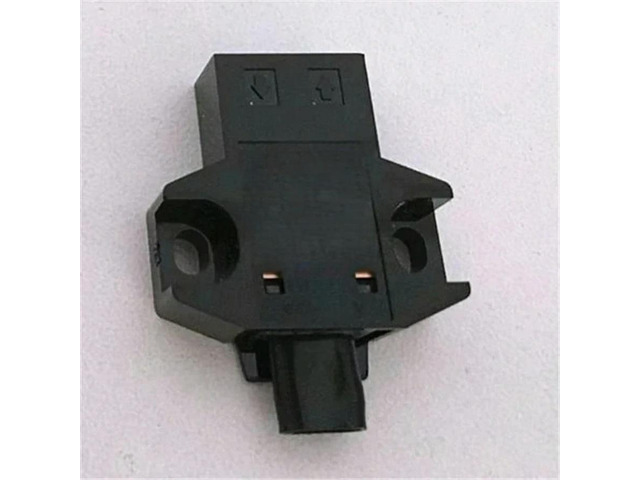 FOR 1PCS Photoelectric PM2-LH10B FOR 1PCS Two Year