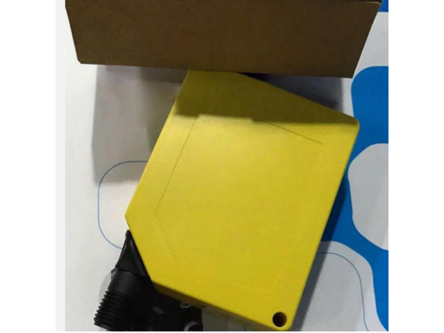 FOR 1PCS Q60VR3AF2000 Q85VR3LP-B QCM50-K3D60-Q8-5 QM30VT2