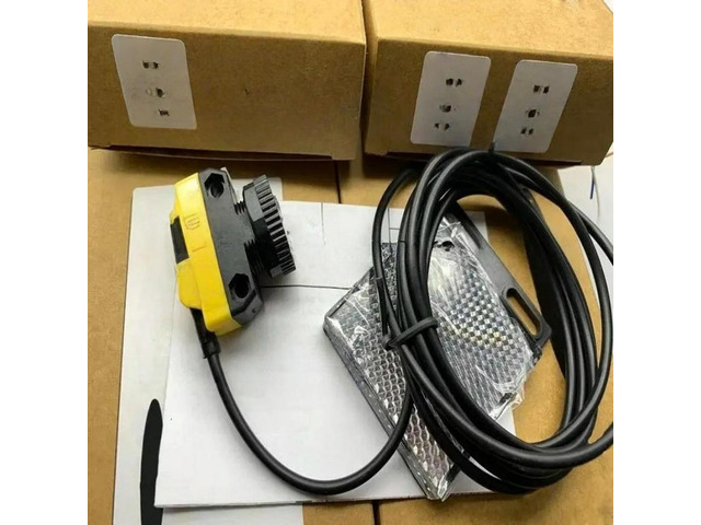 FOR 1PCS QS18VN6LDQ8 QS18VP6LDQ8 QS18VP6CV45 QS18VN6CV45 QS18VN6XLP QS18VP6XLP Photoelectric Switch