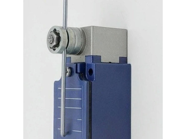FOR 1PCS XCKJ10553H29 XCKJ10553H29C = ZCKJ1H29C + ZCKY53 + ZCKE05C travel switch