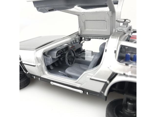 Welly 1:24 Diecast DeLorean DMC Back To The Future 2 Fly Mode Time Machine Car Model 22441FV