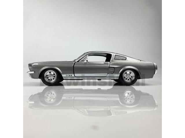 Maisto 1:24 Scale 1967 Ford Mustang GT Sport Car Alloy Diecast Model Toy Special Edition (Grey Color)