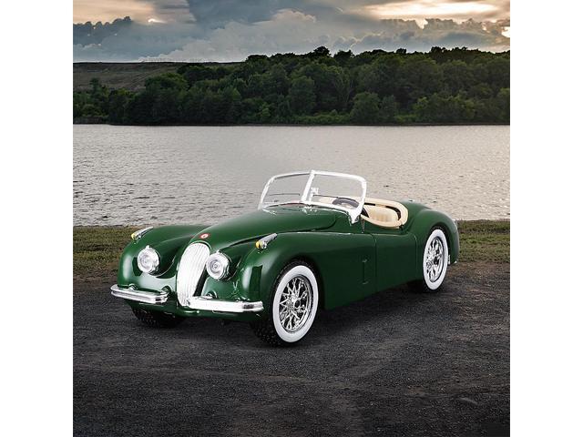 Bburago 1:24 Scale Jaguar (1951) XK 120 Classic Roadster Car Alloy Diecast Model Star Collection Series (Color: Green)
