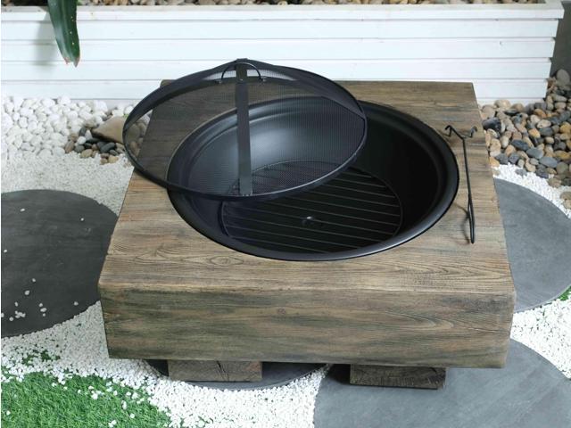 Wood-Fueled Outdoor Fire Pit with Wood Grain Design