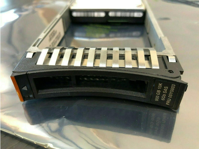 For 00Y5803 00Y5785 00Y5802 AC61 900GB 10K SAS 2.5' V5000