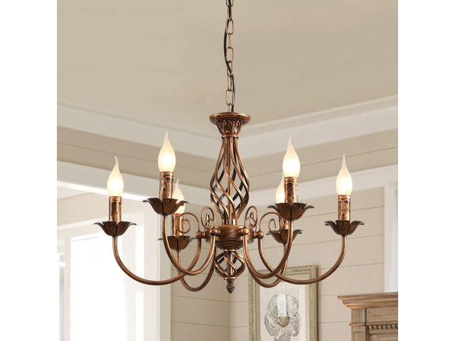 Traditional Country Style Chandelier