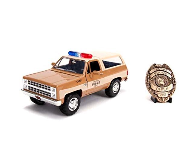 jada toys stranger things hollywood rides 1980 chevy blazer 1:24 scale die-cast metal vehicle with badge, multi-colored (ja31111)