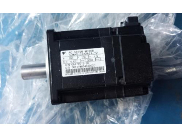 AC SERVO MOTEUR SGMAS-02A2A21-Y2 Utilise Teste Travail