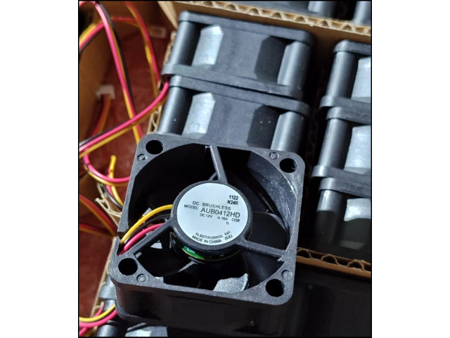 AUB0412HD 40mm 4020 40x40x20mm DC12V 0.16A 3Pin Computer Chassis Power Cooling F