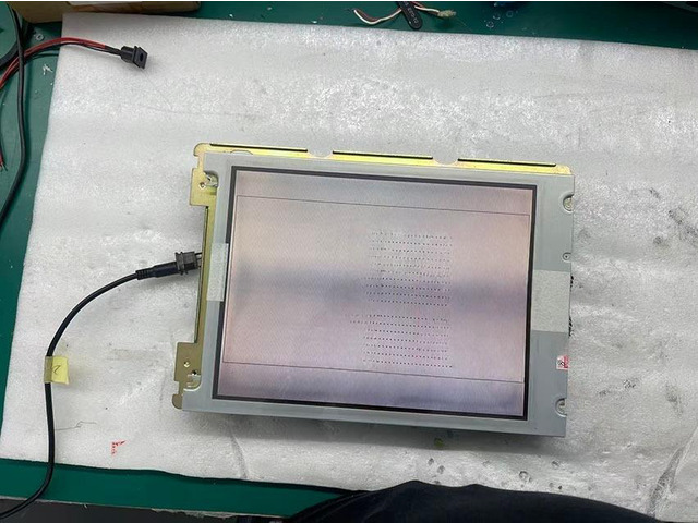 Generic display screen for LQ121X3LH01