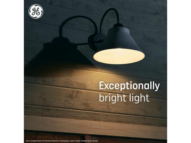 GE Ultra Bright LED Light Bulb, 120 Watt, PAR38 Outdoor Floodlight, Daylight (1 Pack)