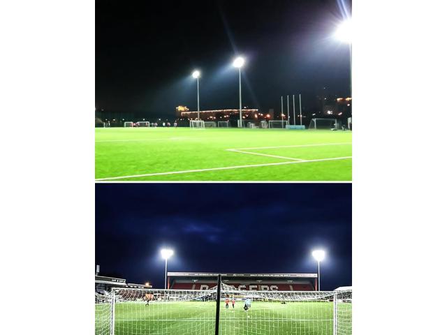 Kekeou 44000LM Stadium Lights Outdoor LED Flood Light 2700 Watt Equivalent Field Lighting 6500K IP67 Waterproof Adjustable Lighting Angle 400W LED...