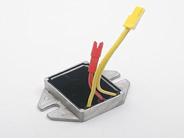 AVR Voltage Regulator For John Deere L120 LA175 Z245 Z425 Tractors LG691185 MIU12514