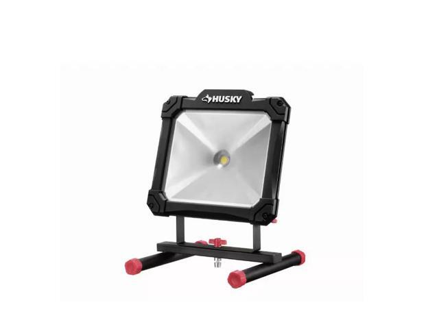 Husky 5000lm LED Portable Work Light # 1003989704 # HD5000PUO