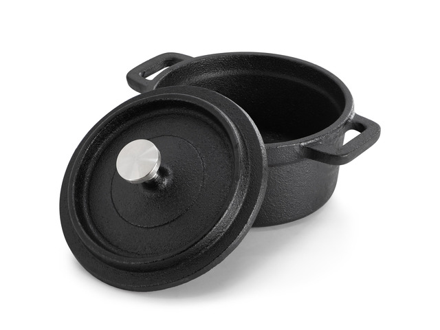 MegaChef Cast Iron 8 Ounce Mini Dutch Oven with Wood Tray