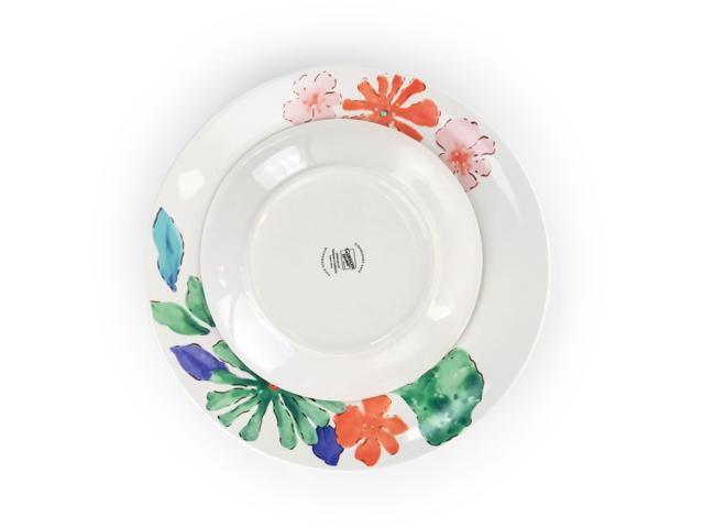 Gibson Home Dazzling Lily 12 Piece Ceramic Dinnerware Set