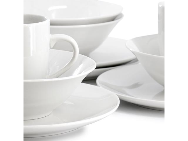 Gibson Home Wintercap 12 Piece Fine Ceramic Dinnerware Set in White
