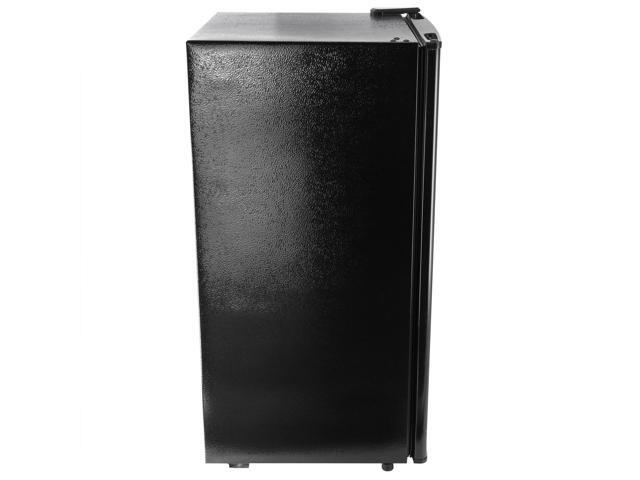 MegaChef 3.2 Cubic Feet Refrigerator in Black