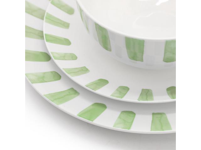 Gibson Home Pacific Waves 12 Piece Round Ceramic Dinnerware Set in Green