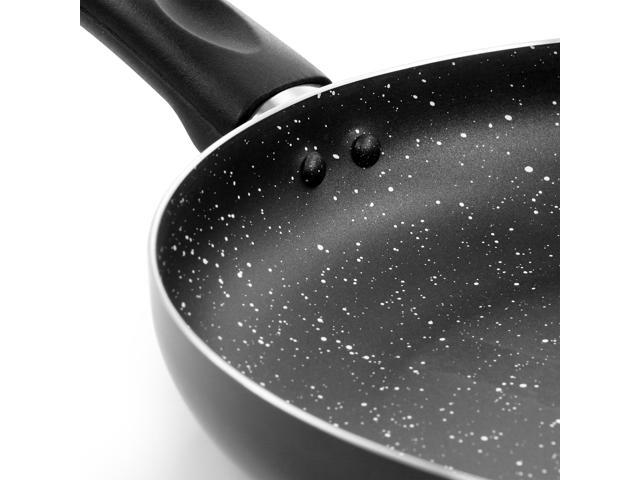 Oster Luneta 12 Inch Aluminum Nonstick Frying Pan With Bakelite Handle in Black