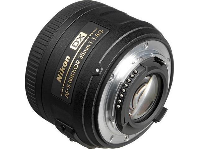 Nikon AF-S DX NIKKOR 35mm f/1.8G Lens Includes Filter Kits and Tripod (Intl Model) Bundle