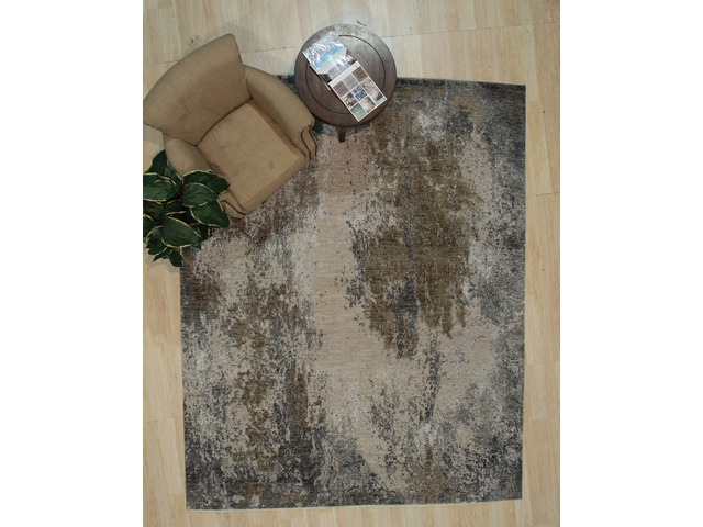 Hand-Tufted Wool Rust Traditional Floral Suzani Rug, Made in India