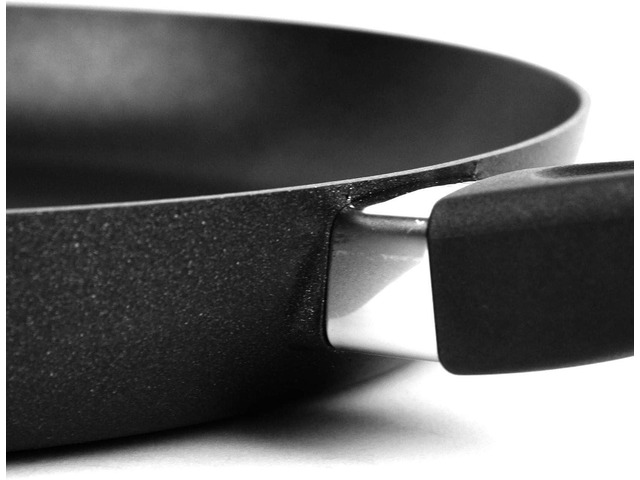 Scanpan Classic Nonstick Fry Pan Skillet Set with Lids (8 & 10.25-inch)