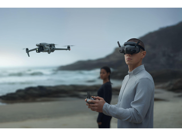 DJI 3 FPV Goggles, featuring a Micro-OLED screen, O4 HD video transmission, adjustable diopter settings, true picture-in-picture (PIP), and a...