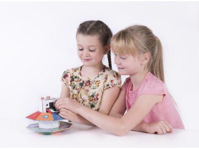 TTS BBC: Micro-Bits UFO Robots â Programmable Robots, Carboard to Code UFO Binary Bots, Coding Robot Toy for Programming & Learning (Pack of 1)