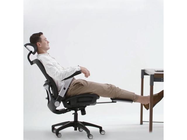 COLAMY Executive Mesh Office Chair with Footrest, Ergonomic Chair High Back with Adjustable Lumbar Support, Computer Desk Chair for Office/Work-Black