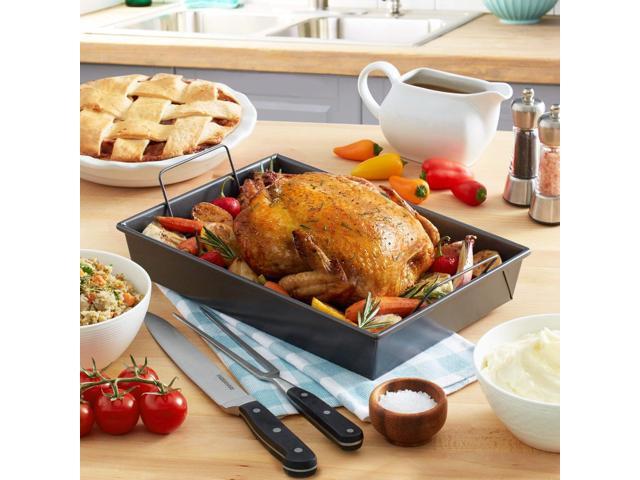 Chicago Metallic 16947 Professional Roast Pan with Non-Stick Rack, 13-Inch-by-9-Inch, Gray
