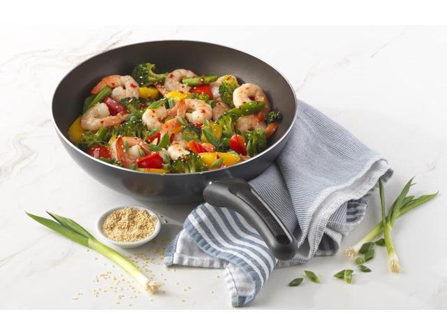GoodCook Everyday Nonstick 11-Inch Stir Fry Pan, Deep Walled Skillet for Easy Mixing, Even-Heating Aluminum Wok, Ergonomic Handle, Charcoal...