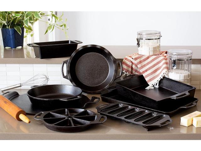Lodge Cast Iron Wedge Pan