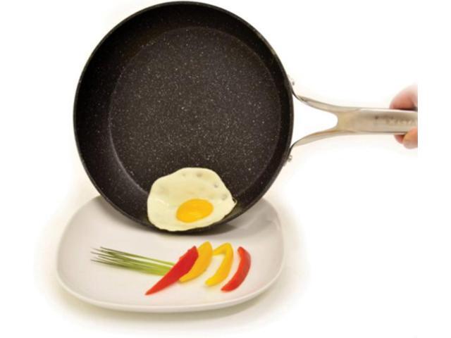 THE ROCK by Starfrit 8' Fry Pan, Black
