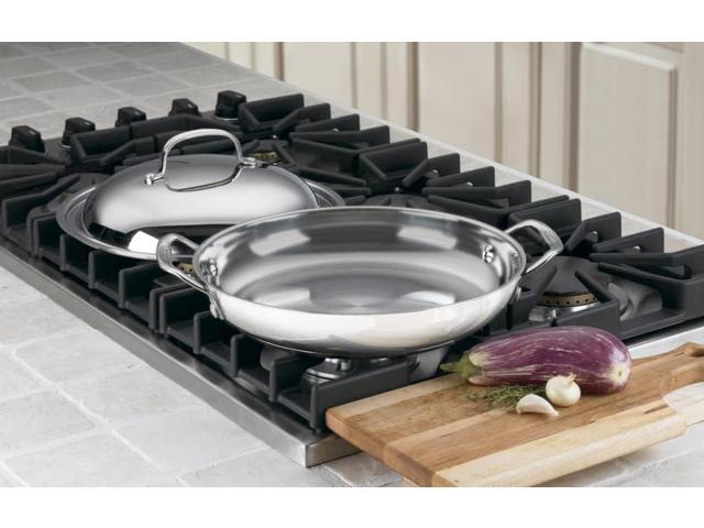 Cuisinart 725-30D Chef's Classic Stainless 12-Inch Everyday Pan with Dome Cover, Silver