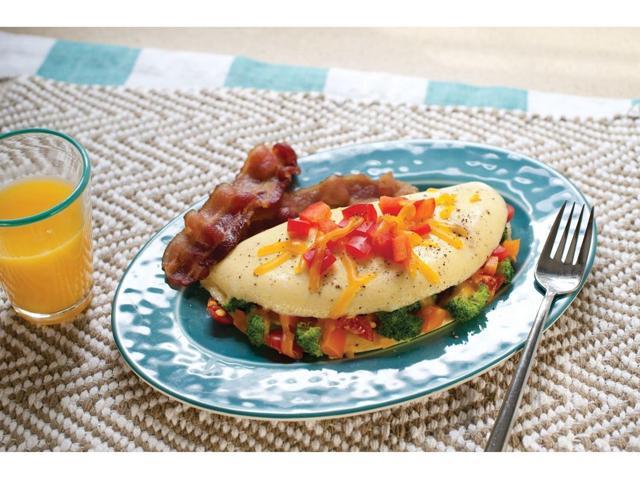 Nordic Ware Microwave Omelet Pan Cooker, Set of 2