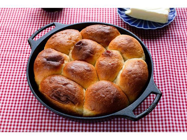 Lodge Cast Iron Bakers Skillet 10.25 inch