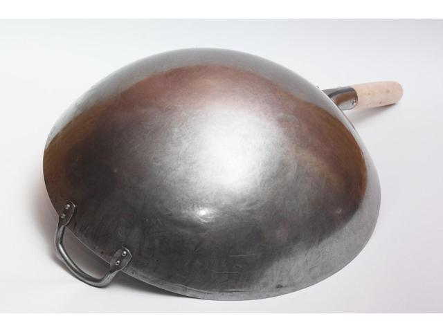 Craft Wok Big 16 Inch Heavy Hand Hammered Carbon Steel Pow Wok with Wooden and Steel Helper Handle (Round Bottom) / 731W138